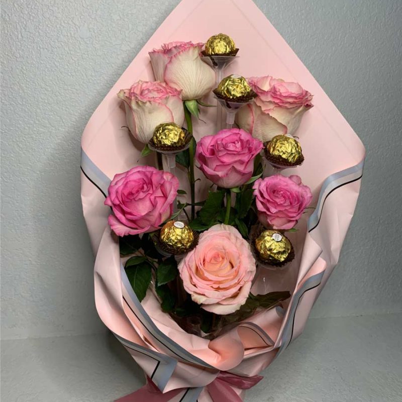 pink roses with chocolates
