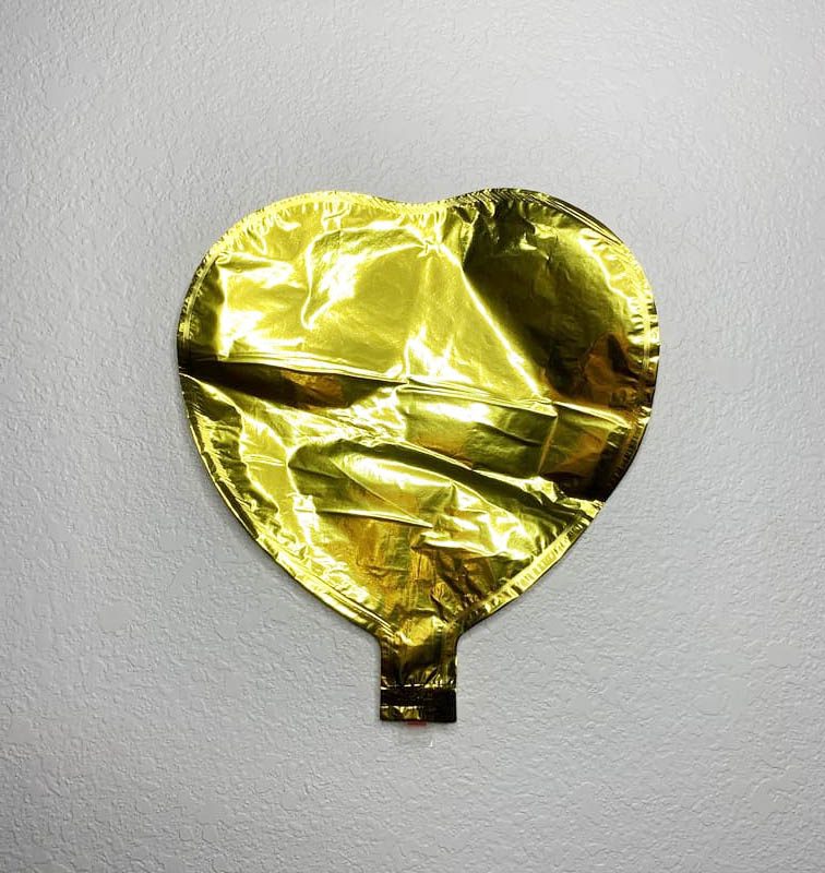 gold heart balloon