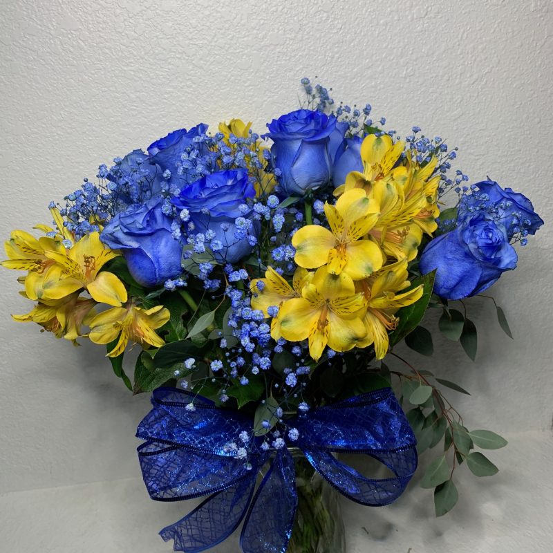 blue roses and yelow alstromeria and blue baby breath